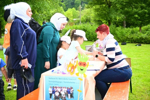 2026-kinderfest-grz-marcusdassler-242280B0963-68B7-73D7-9C30-82707C2EAC2C.jpg